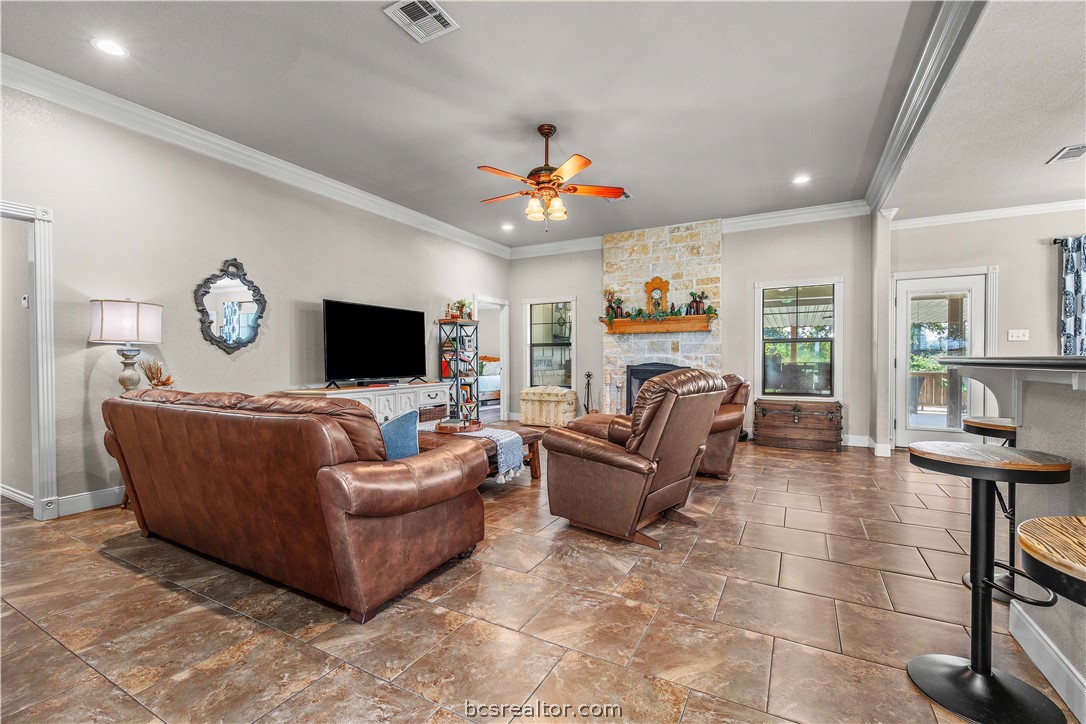 8748 Tejas Ranch Loop Bryan, TX 77808 - Photo 4 of 39 Gallery Image 4