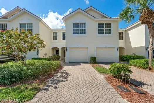 $498,000 | 827 Hampton Circle, Unit 146, Naples, FL 34105