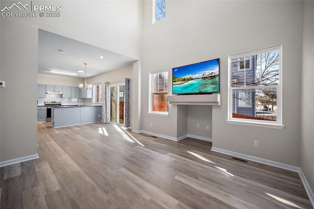 855 Dawn Break Loop Colorado Springs, CO 80910 - Photo 8 of 42