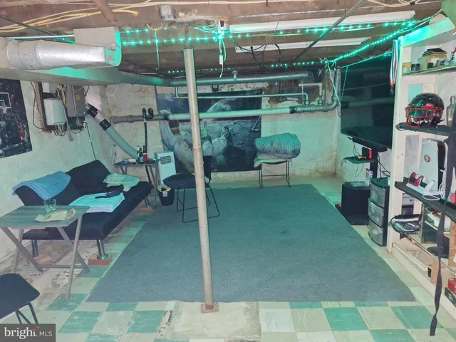 $274,500 | 381 Charles Street, Coatesville, PA 19320