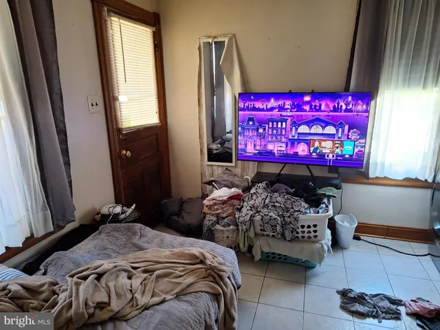 $274,500 | 381 Charles Street, Coatesville, PA 19320