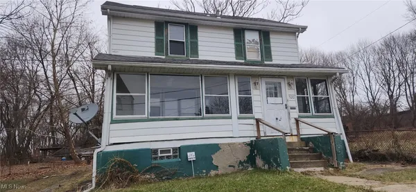 $900 | 920 Shehy Street, Youngstown, OH 44506