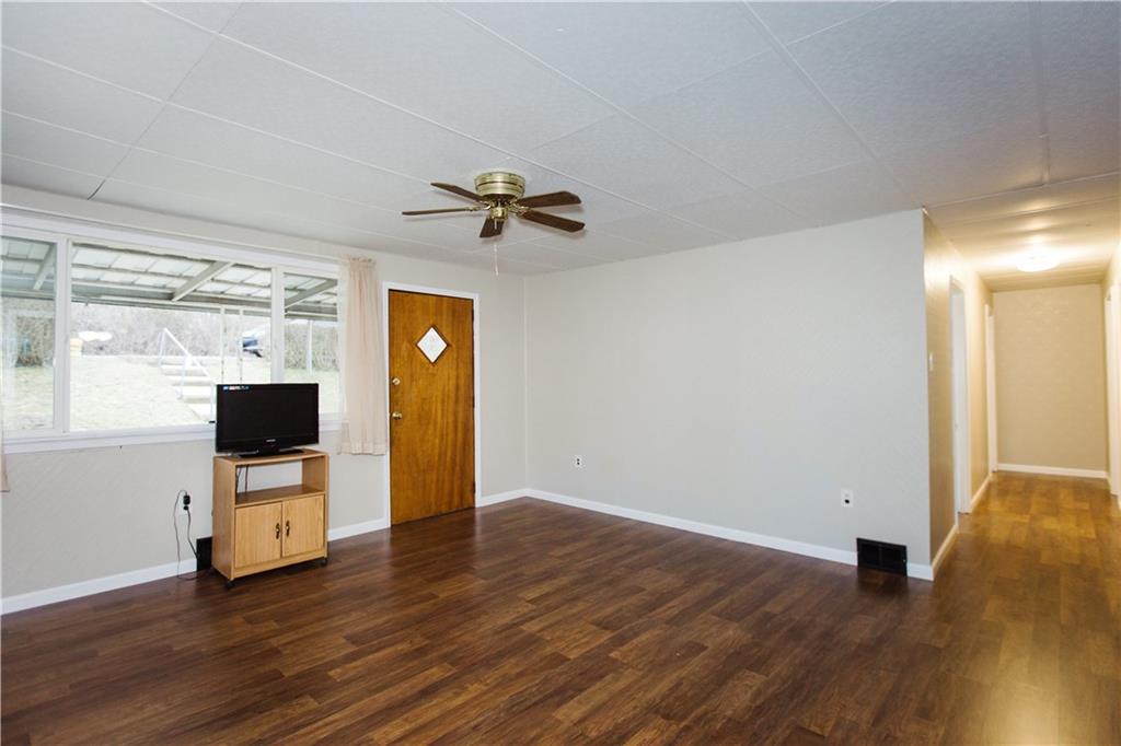225 Hill Top Road Evans City, PA 16033 - Photo 5 of 14 Gallery Image 5