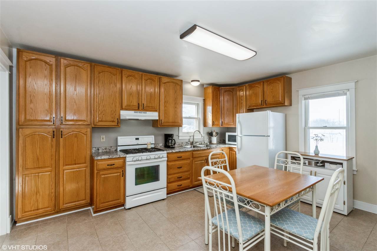 290 West First Street Riverside, IA 52327 - Photo 5 of 19 Gallery Image 5