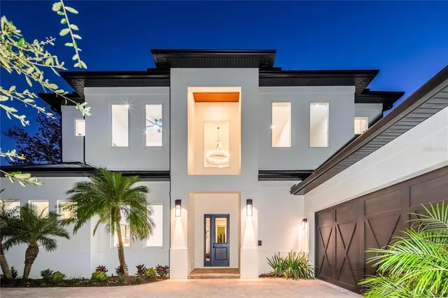 $2,140,000 | 2420 Floyd Street, Sarasota, FL 34239