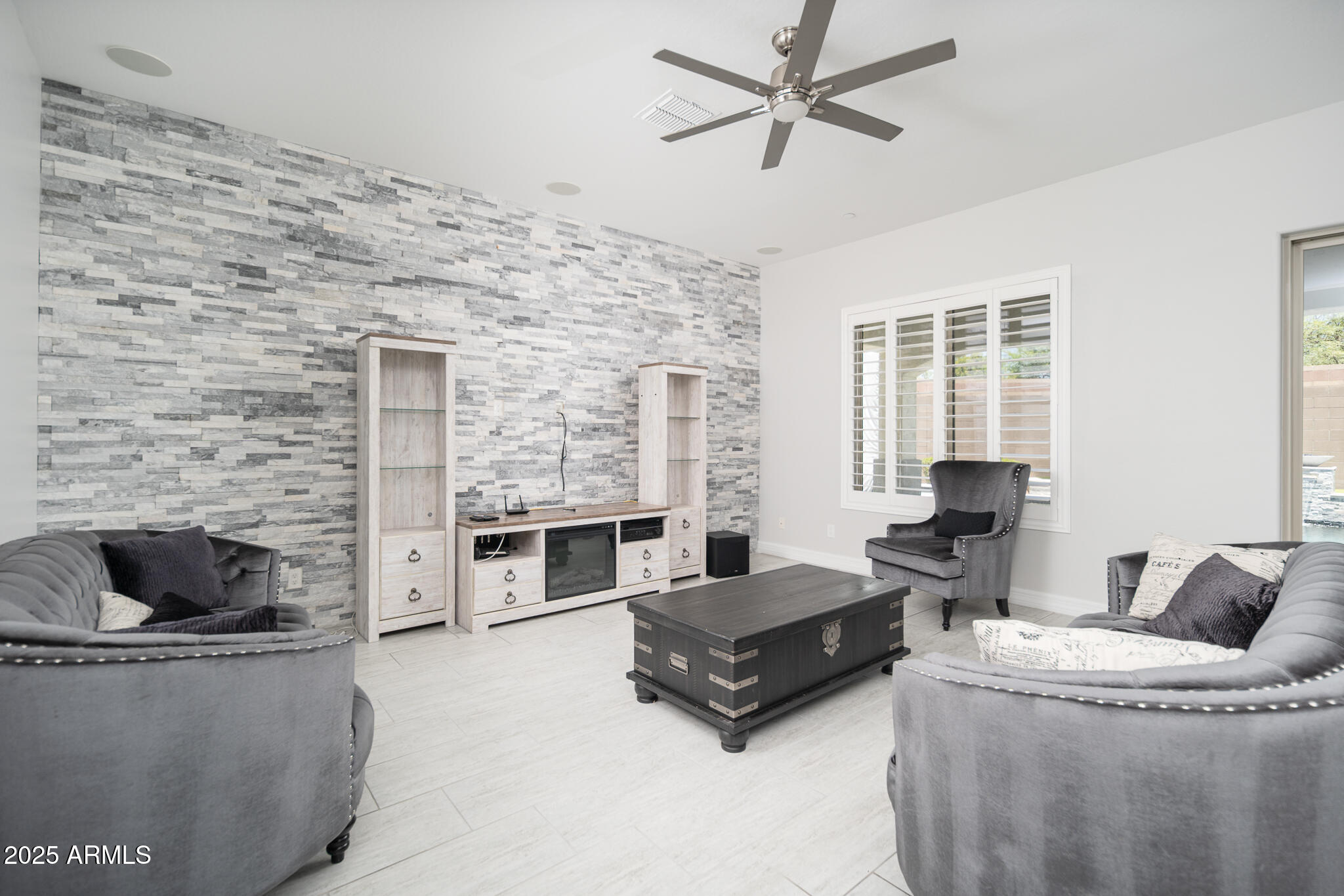 9752 West Rowel Road Peoria, AZ 85383 - Photo 8 of 48 08_Great-Room_01