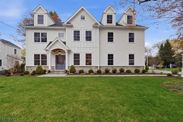 $3,495,000 | 2 Whitman Drive, Chatham, NJ 07928