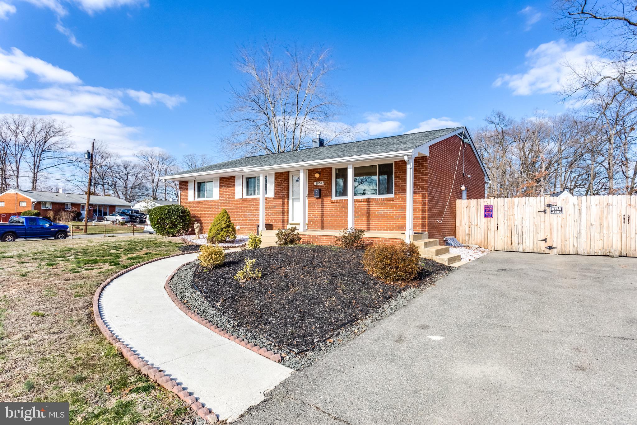 6830 Lois Drive Springfield, VA 22150 - Photo 2 of 57