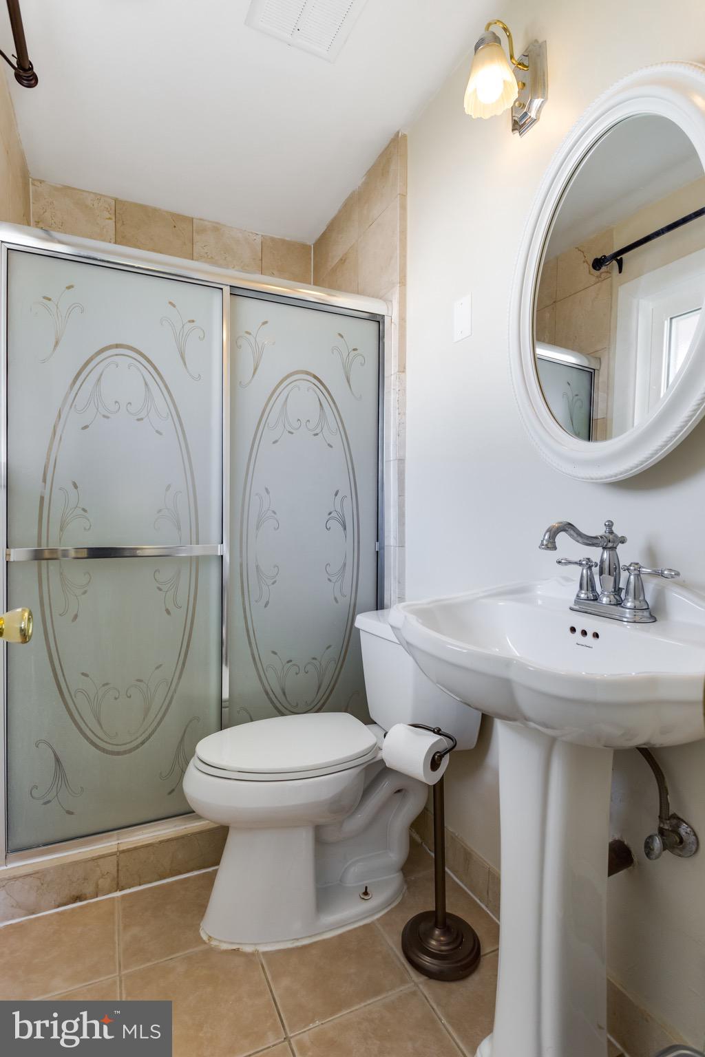 6830 Lois Drive Springfield, VA 22150 - Photo 29 of 57