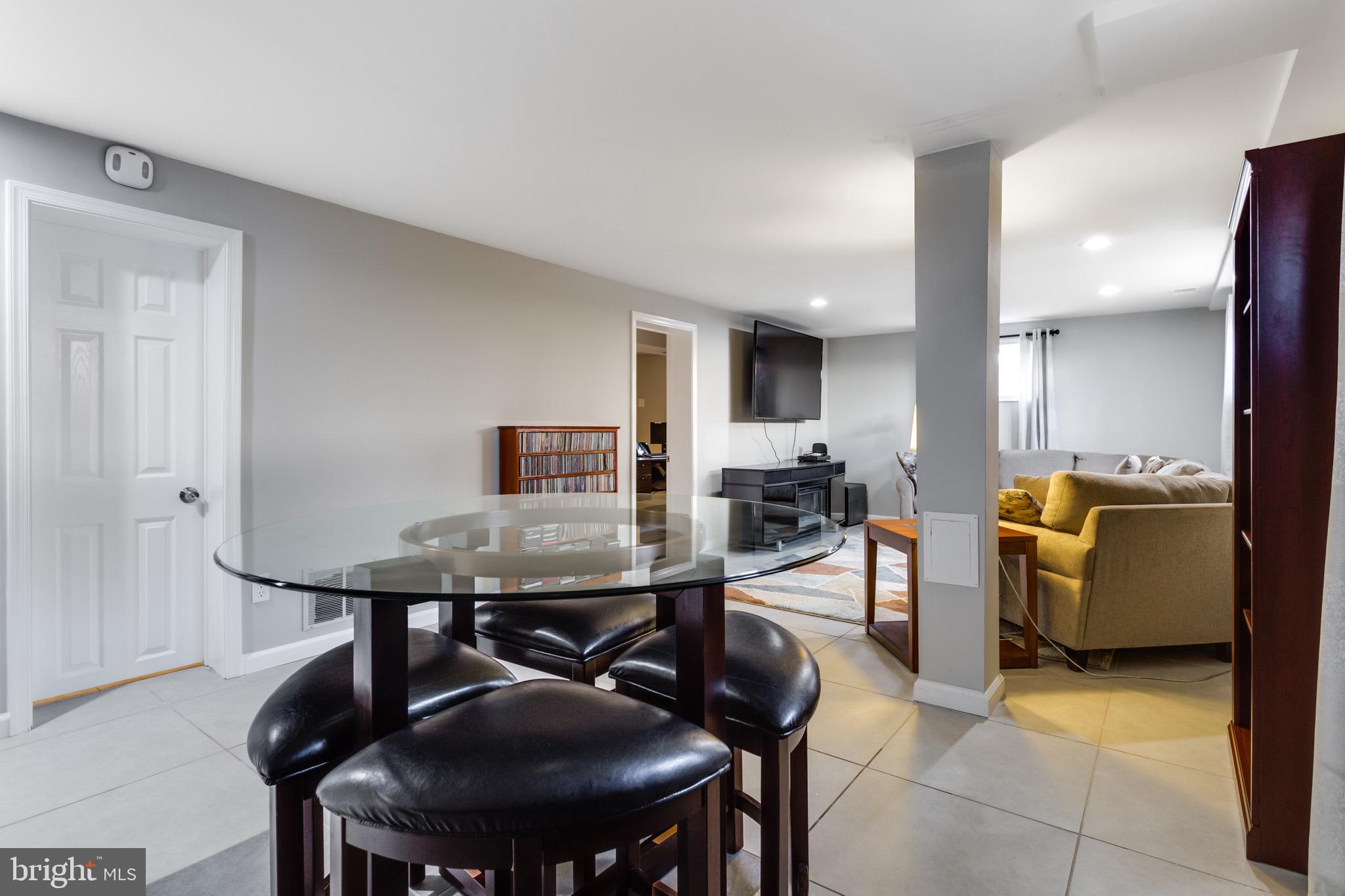 6830 Lois Drive Springfield, VA 22150 - Photo 37 of 57