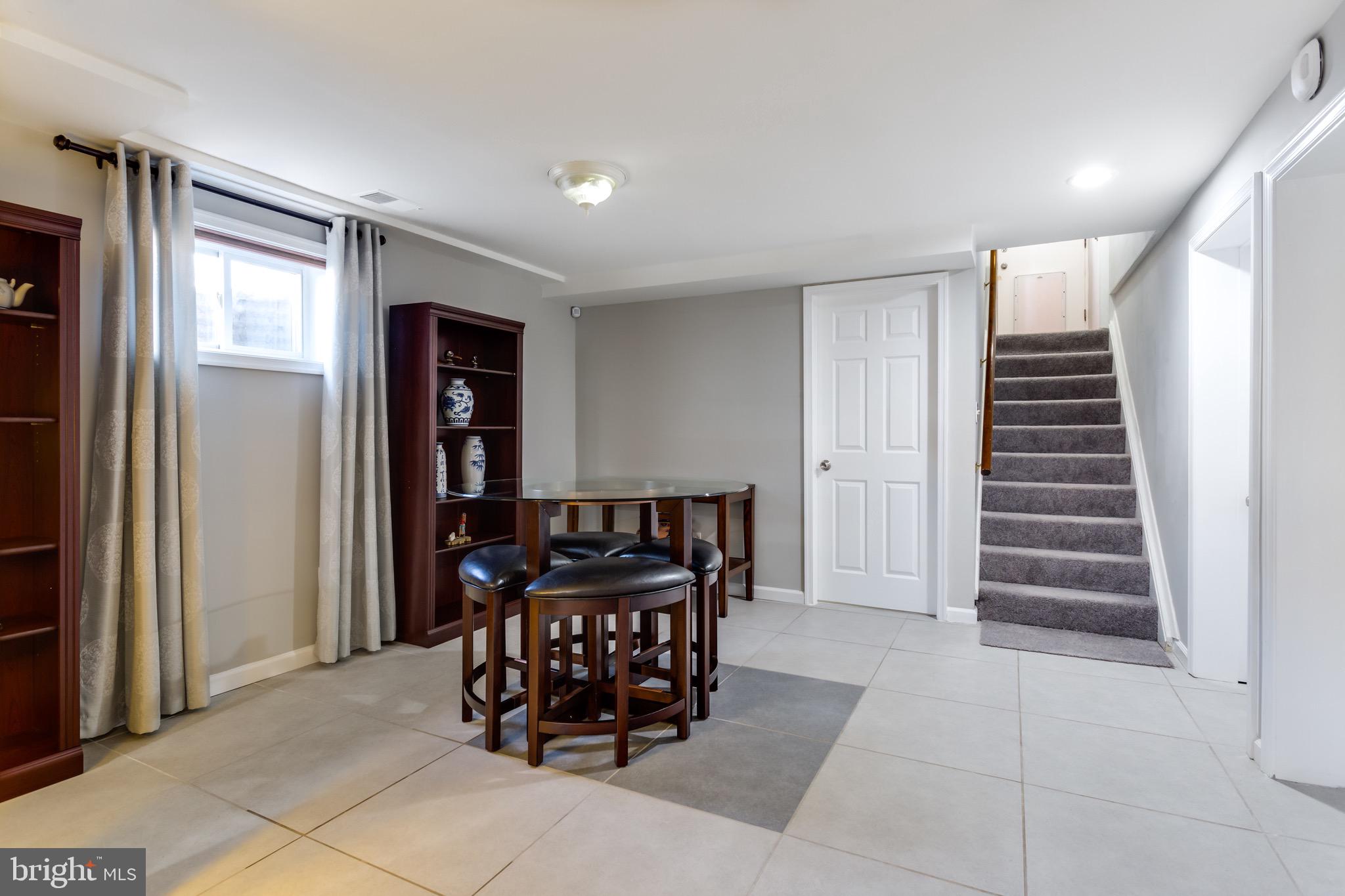 6830 Lois Drive Springfield, VA 22150 - Photo 38 of 57