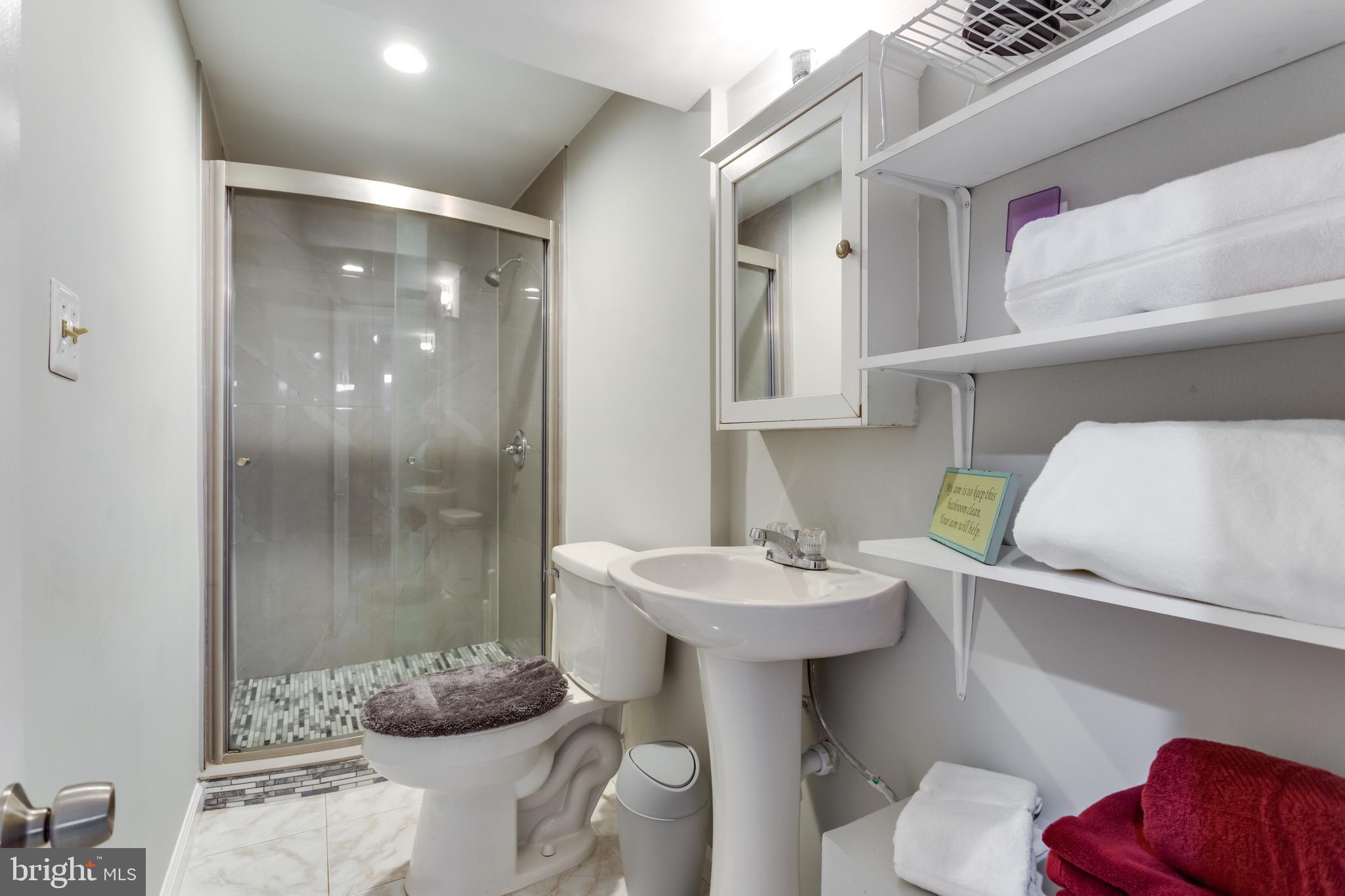 6830 Lois Drive Springfield, VA 22150 - Photo 45 of 57