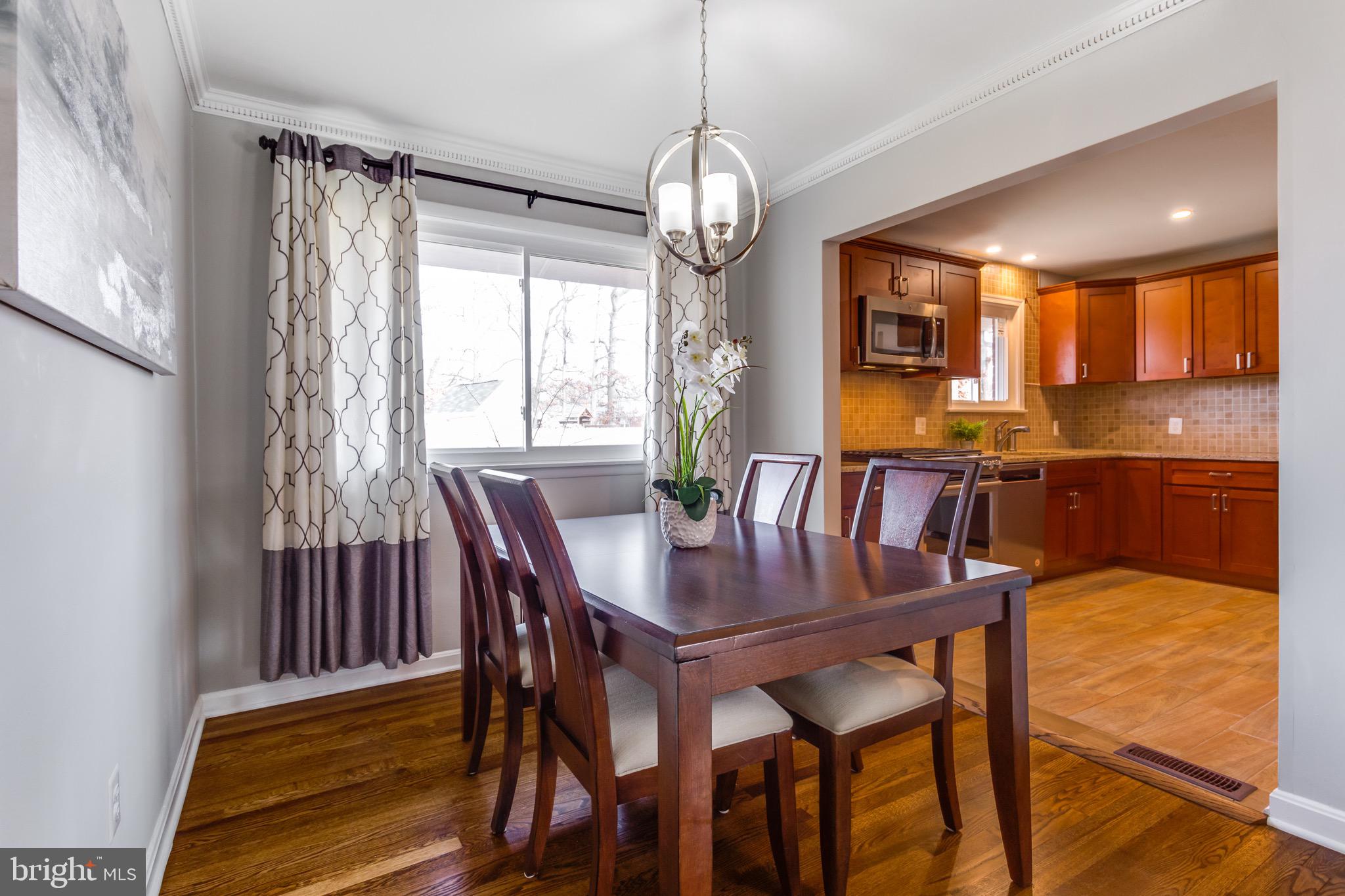 6830 Lois Drive Springfield, VA 22150 - Photo 9 of 57