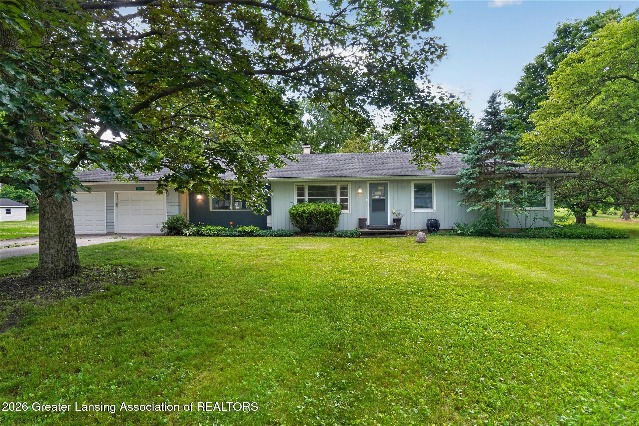 12419 East Greenfield Road Lansing, MI 48917 - Photo 3 of 46 03-12419-E-Greenfield-Rd-Lansing-WindowS