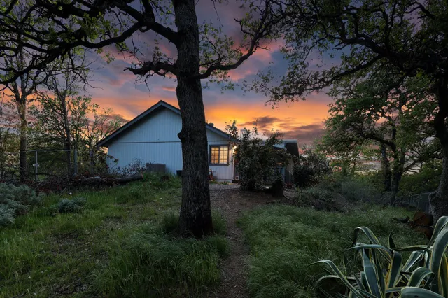 $455,000 | 21380 Wilcox Road, Red Bluff, CA 96080