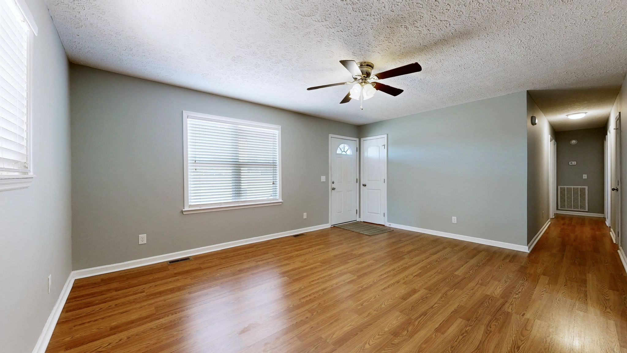 7992 Lebanon Road Murfreesboro, TN 37129 - Photo 3 of 32 Gallery Image 3