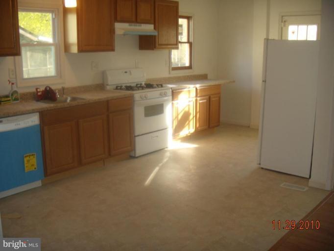 3715 West Cold Spring Lane Baltimore, MD 21215 - Photo 11 of 16 Kitchen