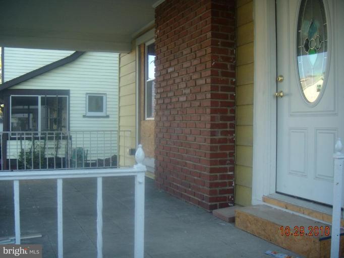 3715 West Cold Spring Lane Baltimore, MD 21215 - Photo 5 of 16 Porch