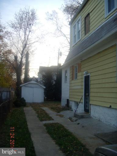 3715 West Cold Spring Lane Baltimore, MD 21215 - Photo 8 of 16 off street parking!