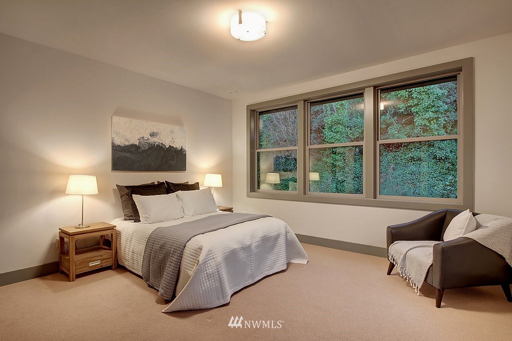4724 West Ruffner Street Seattle, WA 98199 - Photo 15 of 25 Gallery Image 15