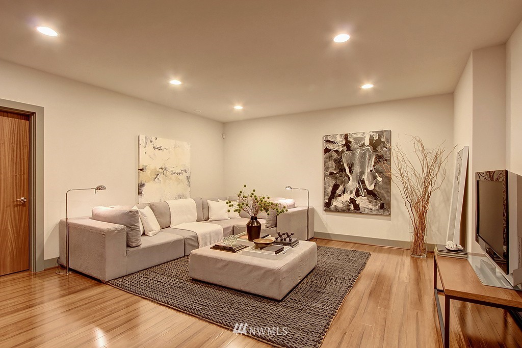 4724 West Ruffner Street Seattle, WA 98199 - Photo 23 of 25 Gallery Image 23