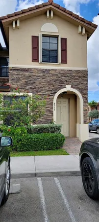 $3,000 | 8952 West 35th Lane, Hialeah, FL 33018