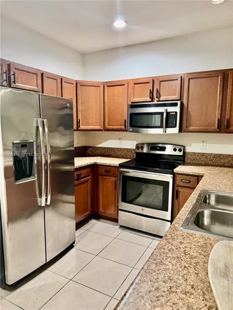 $3,000 | 8952 West 35th Lane, Hialeah, FL 33018