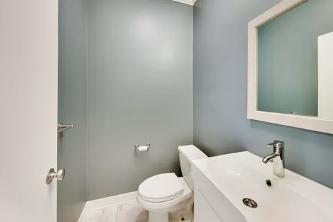 $825,000 | 1019 North Honore Street, Unit 1, Chicago, IL 60622
