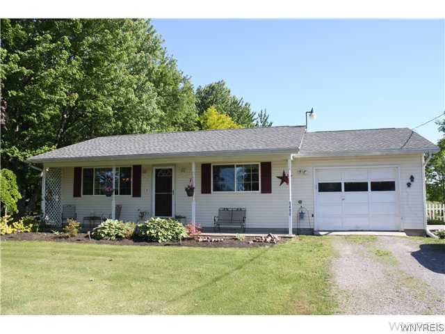 8480 Lake Road Somerset, NY 14012 - Photo 1 of 1 Exterior Front Front
