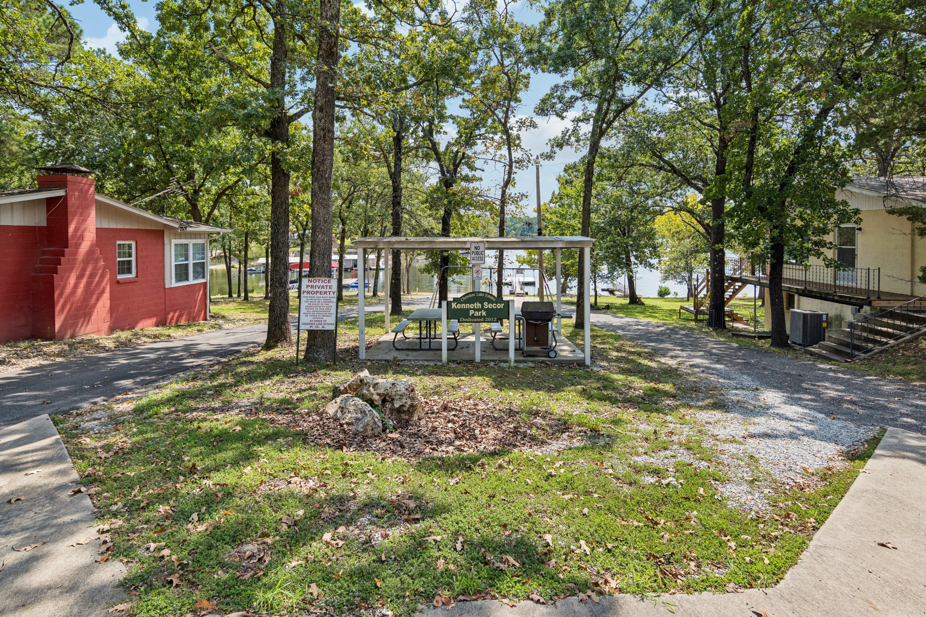 800 Kiawa Road Eucha, OK 74342 - Photo 28 of 32 27-80-Kiawa-Dr-240