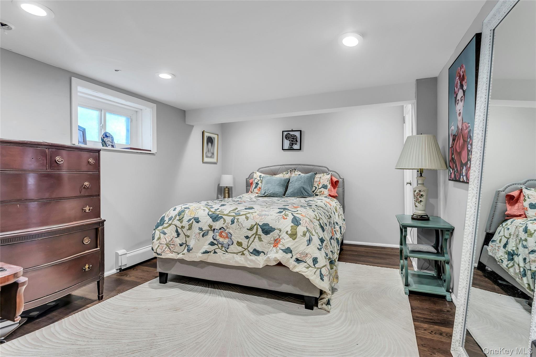 170 Old Courthouse Road Manhasset Hills, NY 11040 - Photo 27 of 35 4th Bedroom Lower Level/Guest Bedroom