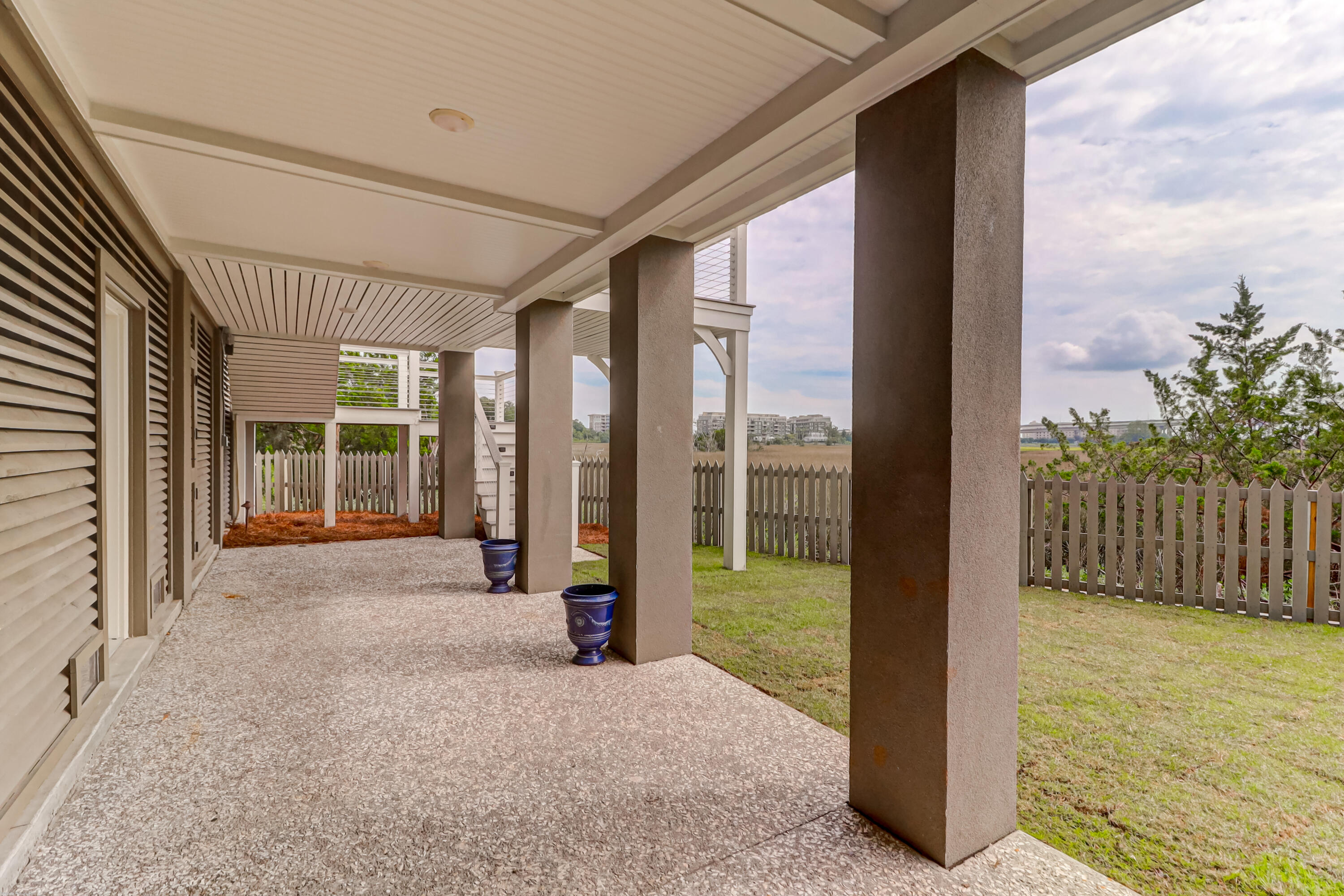 187 Harbour Watch Way Mount Pleasant, SC 29464 - Photo 45 of 67 Backyard Patio (2)