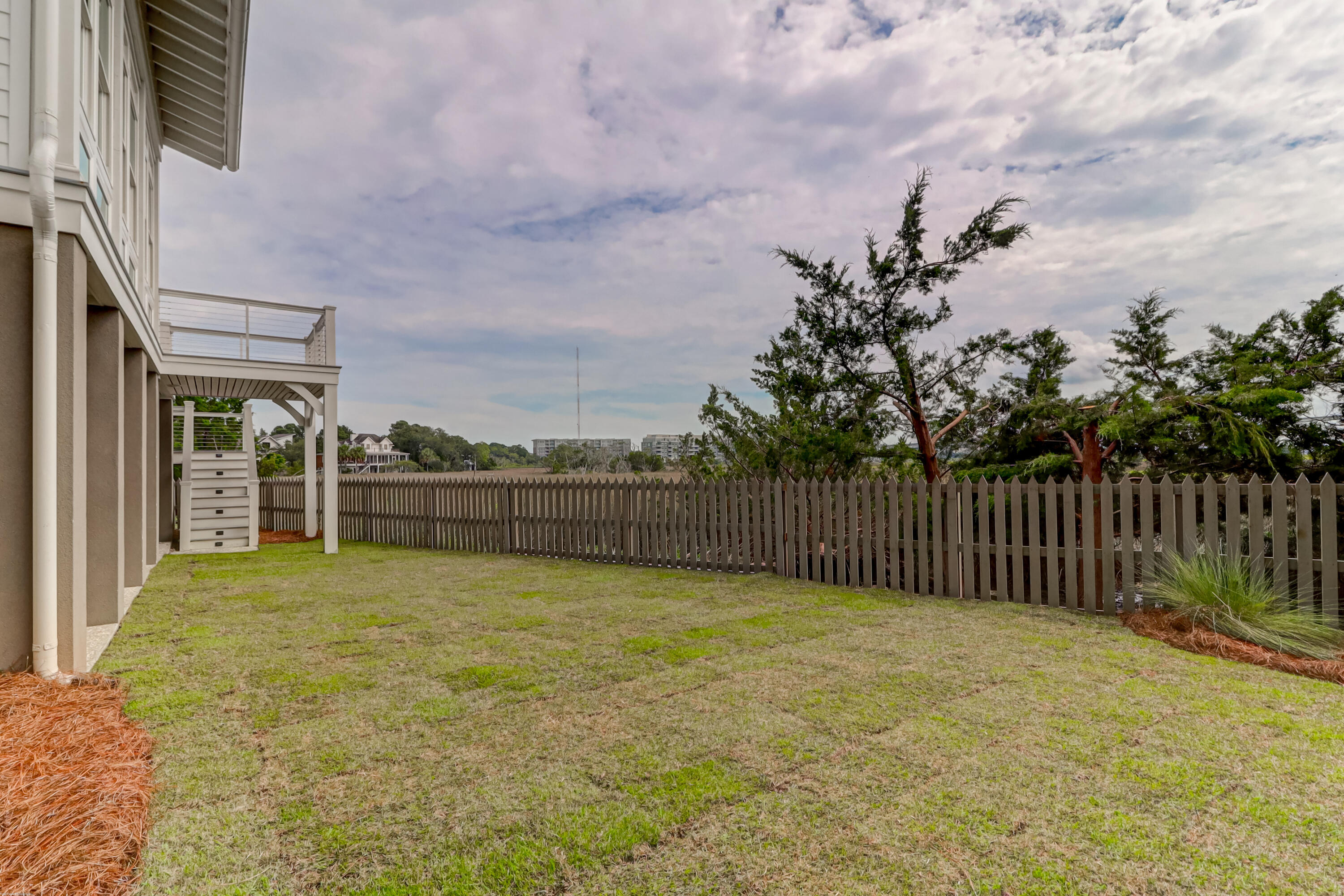 187 Harbour Watch Way Mount Pleasant, SC 29464 - Photo 46 of 67 Backyard