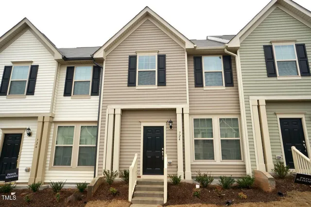 a view of a house with entrance