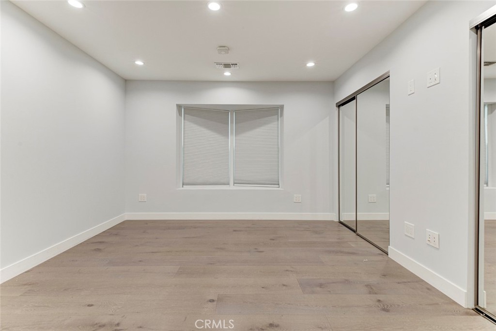 523 East Fairmount Road Burbank, CA 91501 - Photo 32 of 78 Downstairs Bedroom