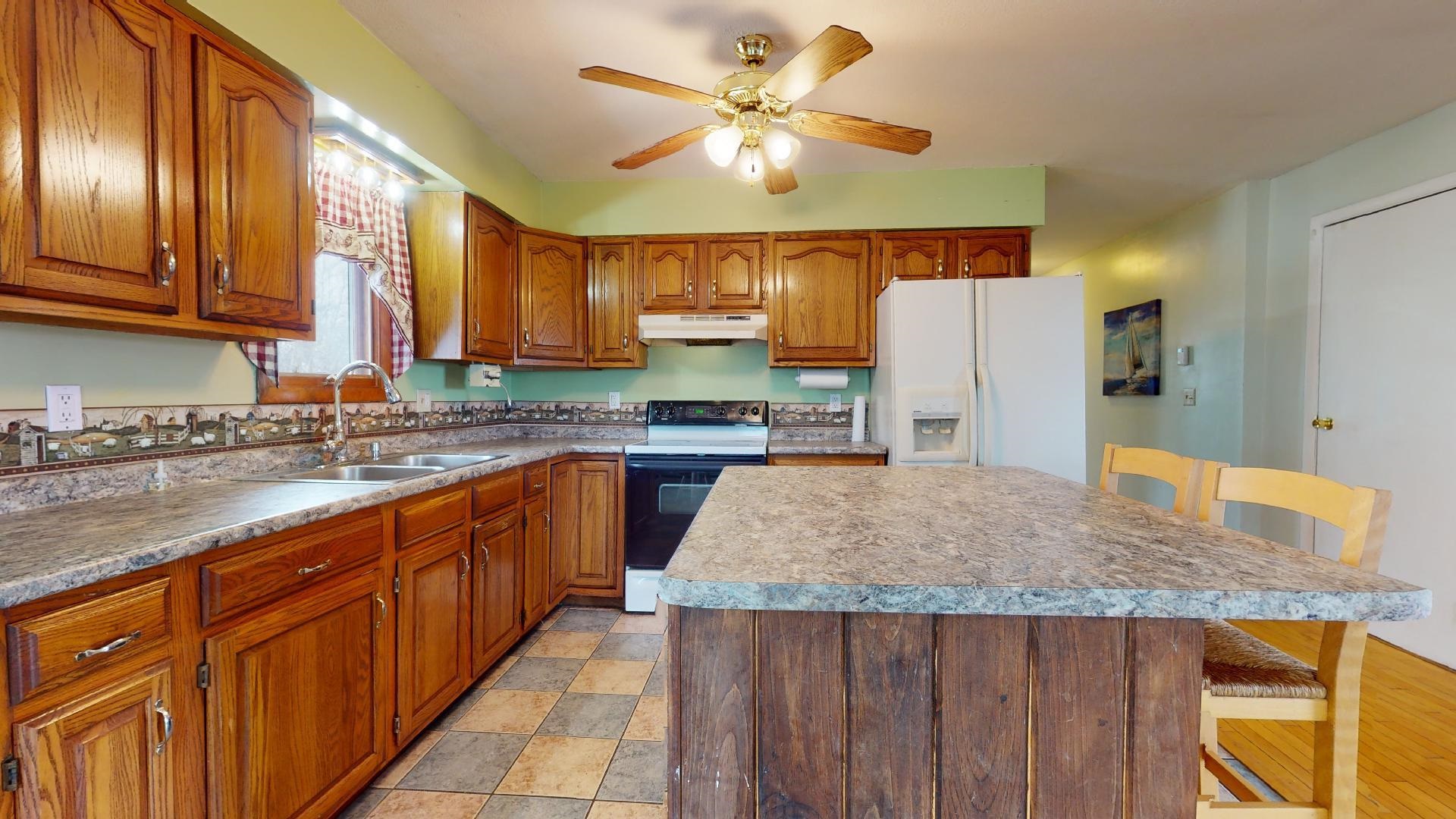 129 Middle Road Swanton, VT 05488 - Photo 16 of 40 Gallery Image 16