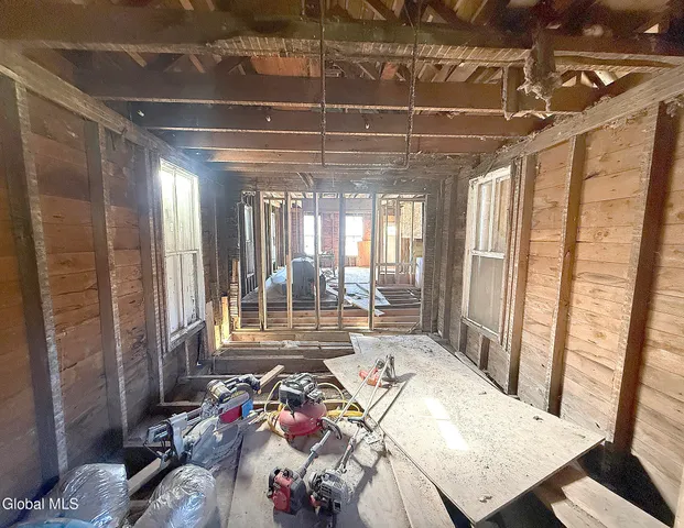 $59,999 | 56 Lake George Avenue, Ticonderoga, NY 12883