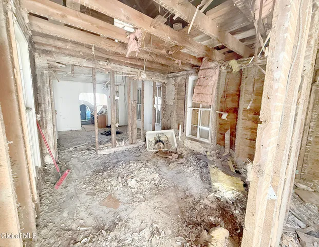 $59,999 | 56 Lake George Avenue, Ticonderoga, NY 12883