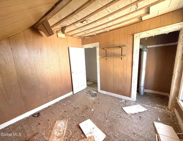 $59,999 | 56 Lake George Avenue, Ticonderoga, NY 12883