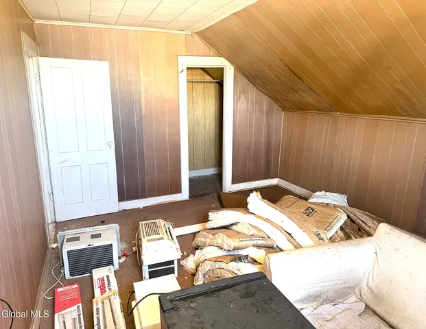 $59,999 | 56 Lake George Avenue, Ticonderoga, NY 12883