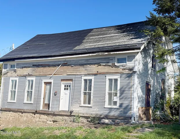 $59,999 | 56 Lake George Avenue, Ticonderoga, NY 12883