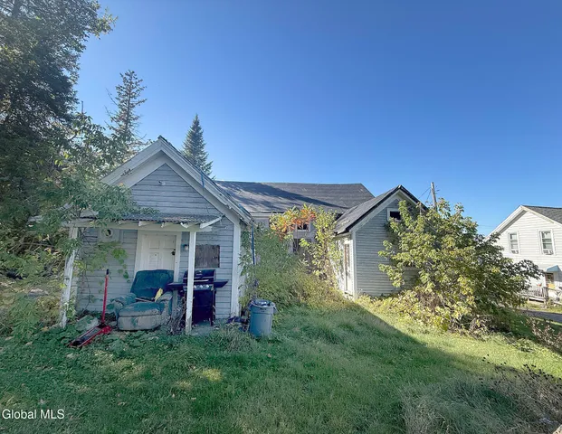 $59,999 | 56 Lake George Avenue, Ticonderoga, NY 12883