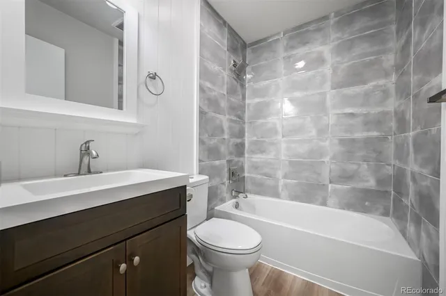 $195,000 | 4110 Hale Parkway, Unit 5F, Denver, CO 80220