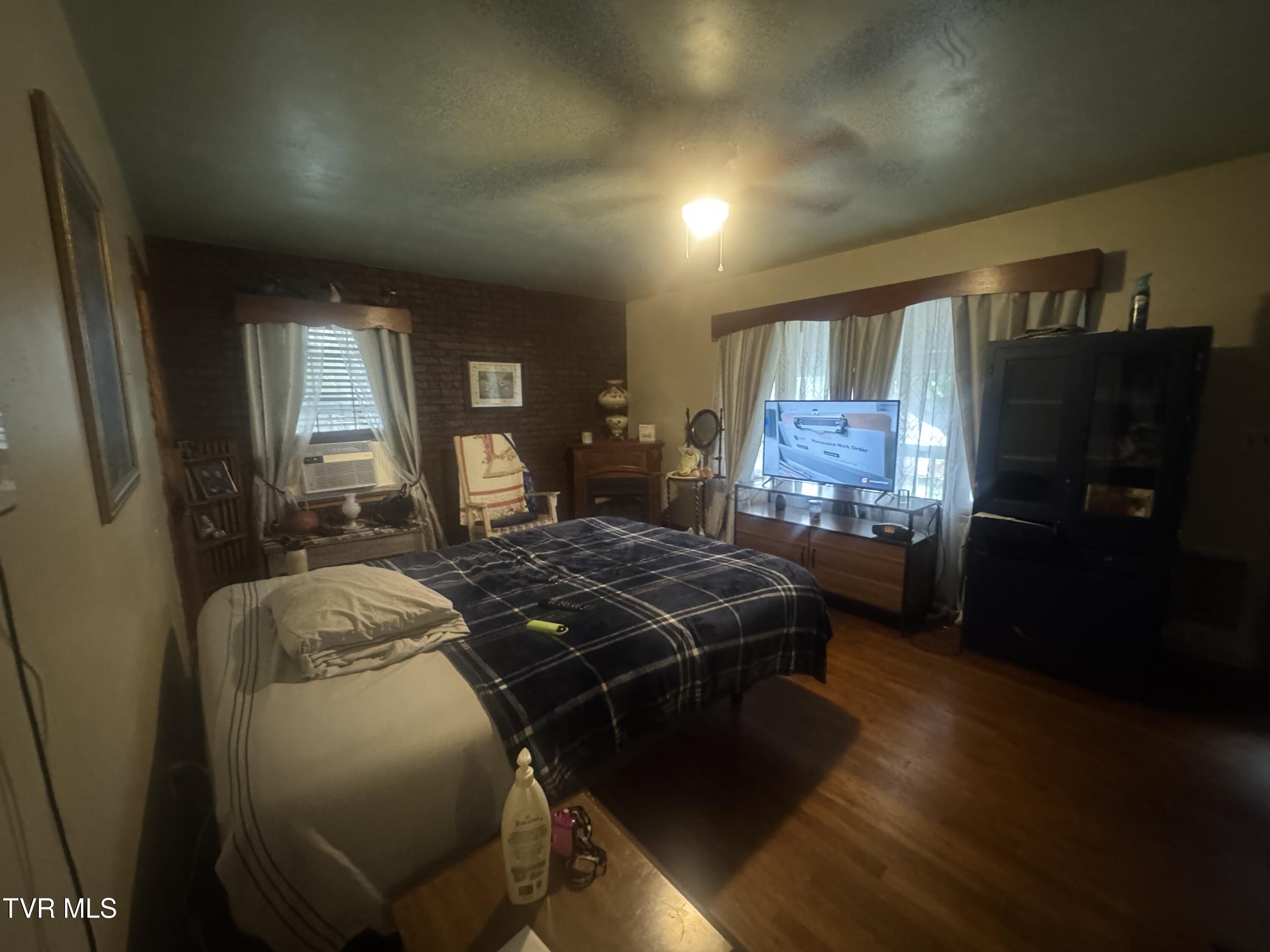 604 Trudy Street Elizabethton, TN 37643 - Photo 11 of 19 IMG_7946