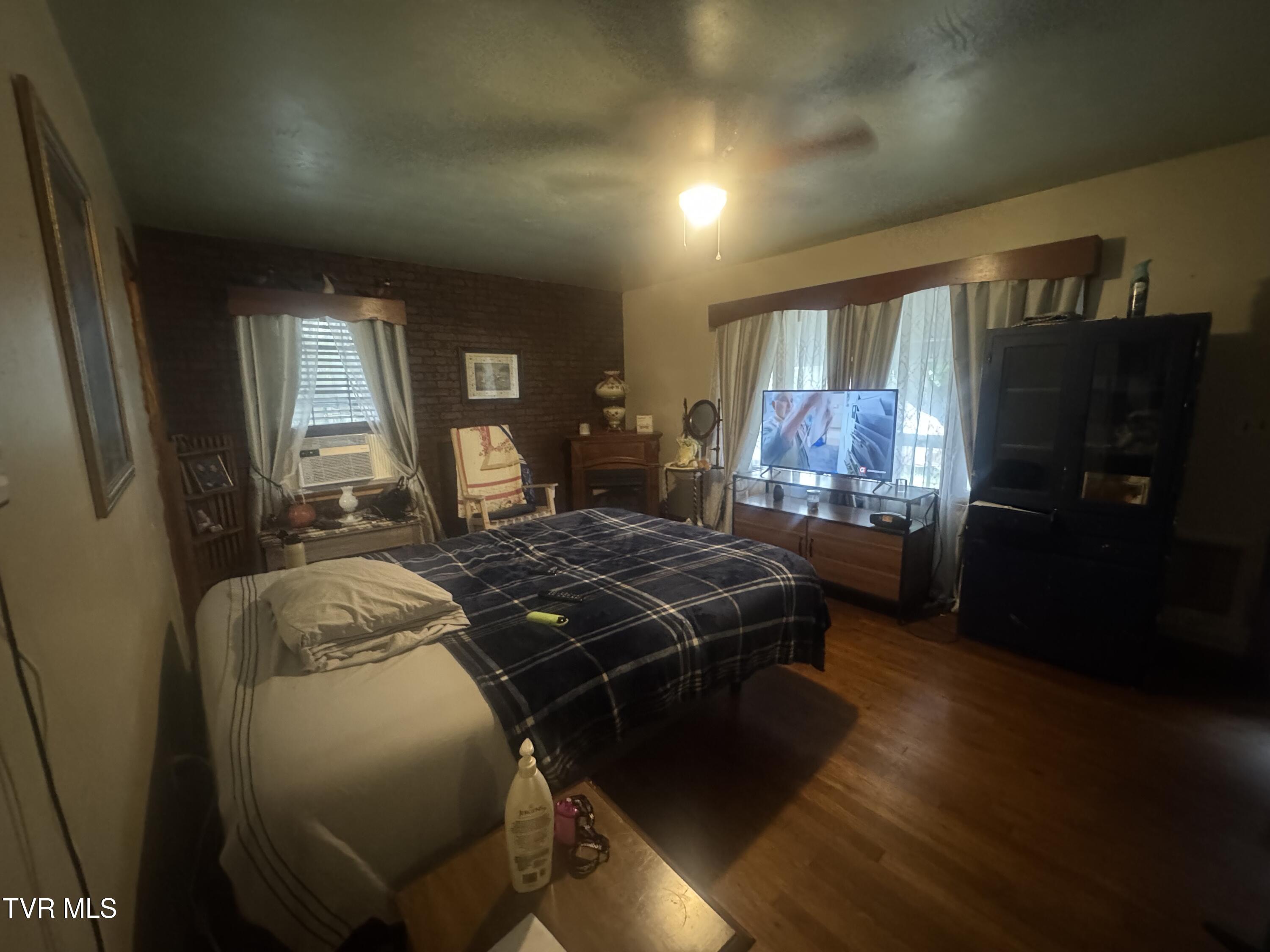 604 Trudy Street Elizabethton, TN 37643 - Photo 10 of 19 IMG_7947