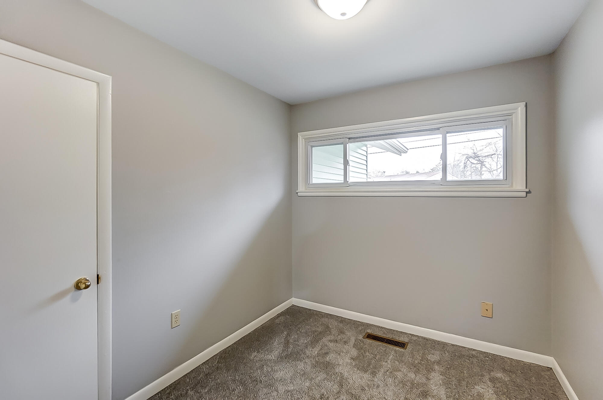 2103 Tanager Road Springfield, OH 45505 - Photo 16 of 30 Gallery Image 16