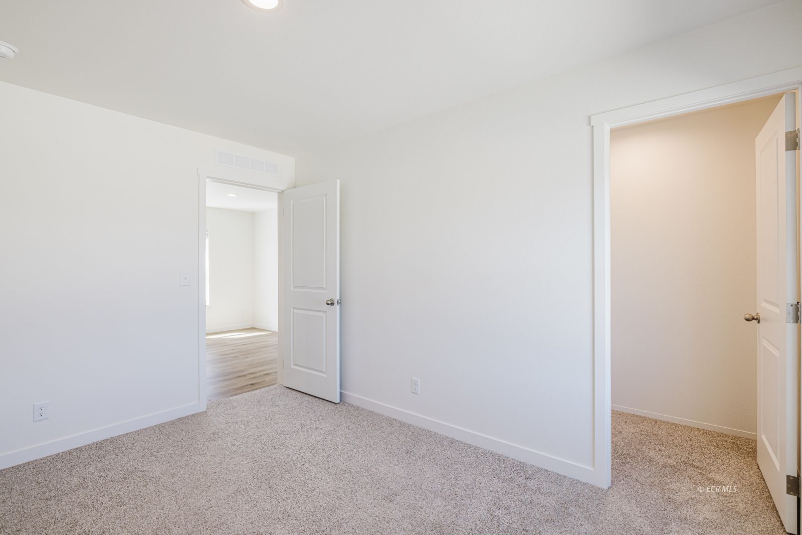 2155 McClellan Avenue Spring Creek, NV 89815 - Photo 19 of 26