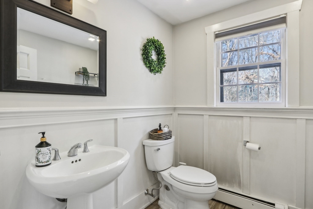 22 Fox Run Road Medway, MA 02053 - Photo 13 of 38 Gallery Image 13