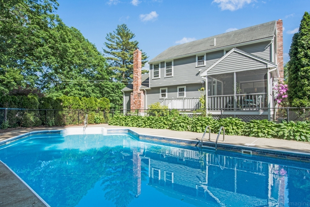 22 Fox Run Road Medway, MA 02053 - Photo 38 of 38 Gallery Image 38