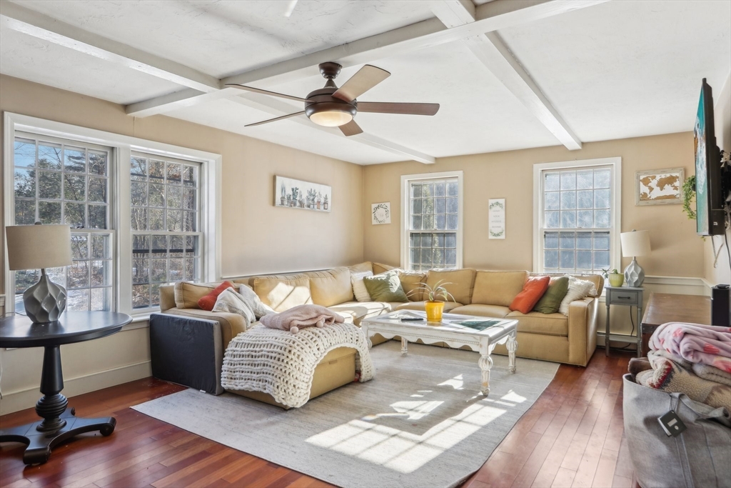 22 Fox Run Road Medway, MA 02053 - Photo 7 of 38 Gallery Image 7